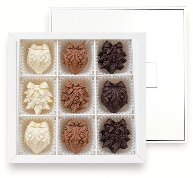 Конфеты шоколадные LAVIVA CHOCOLATE Новогодние игрушки, 100г UA-0402-41 фото