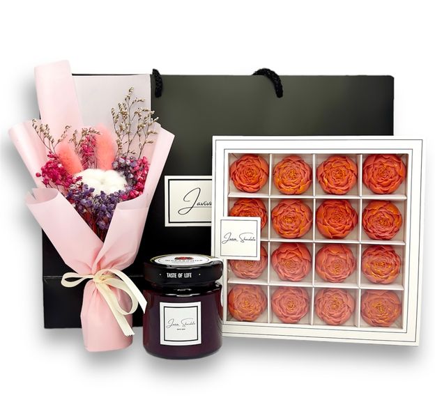 Gift set LAVIVA CHOCOLATE Pink garden