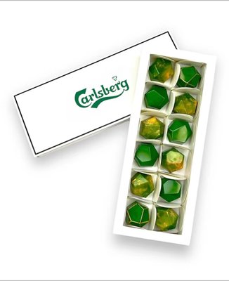 Set of 12 chocolate candies Brand